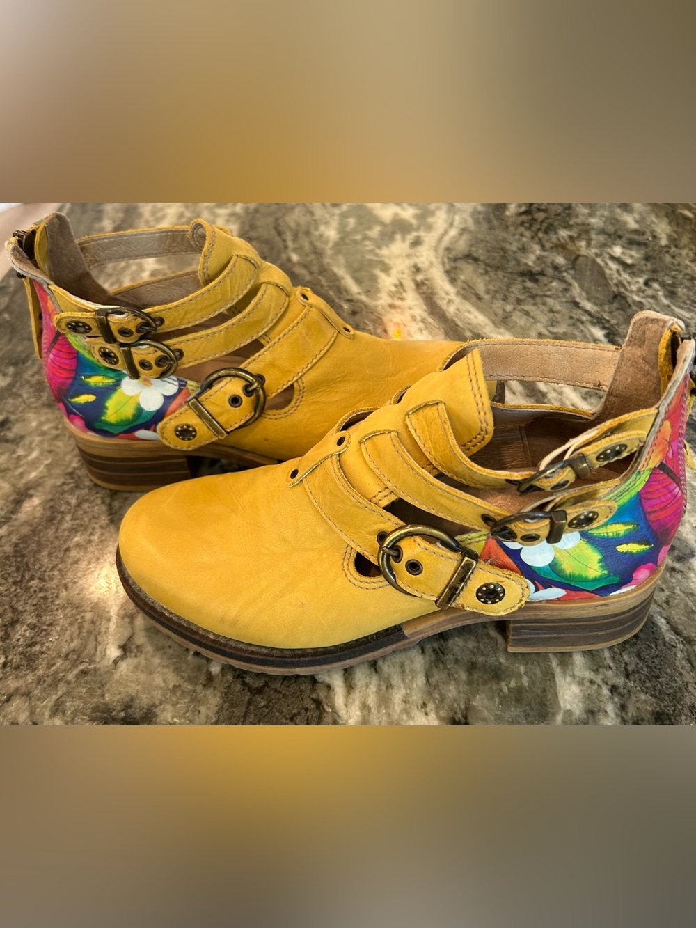 Dromedaris “Katy” Yellow Floral Accent Cutout Ankle Boots
